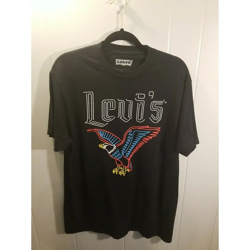 Levis‎ Mens XL Eagle Graphic Tshirt  Logo Street Wear Pop Culture